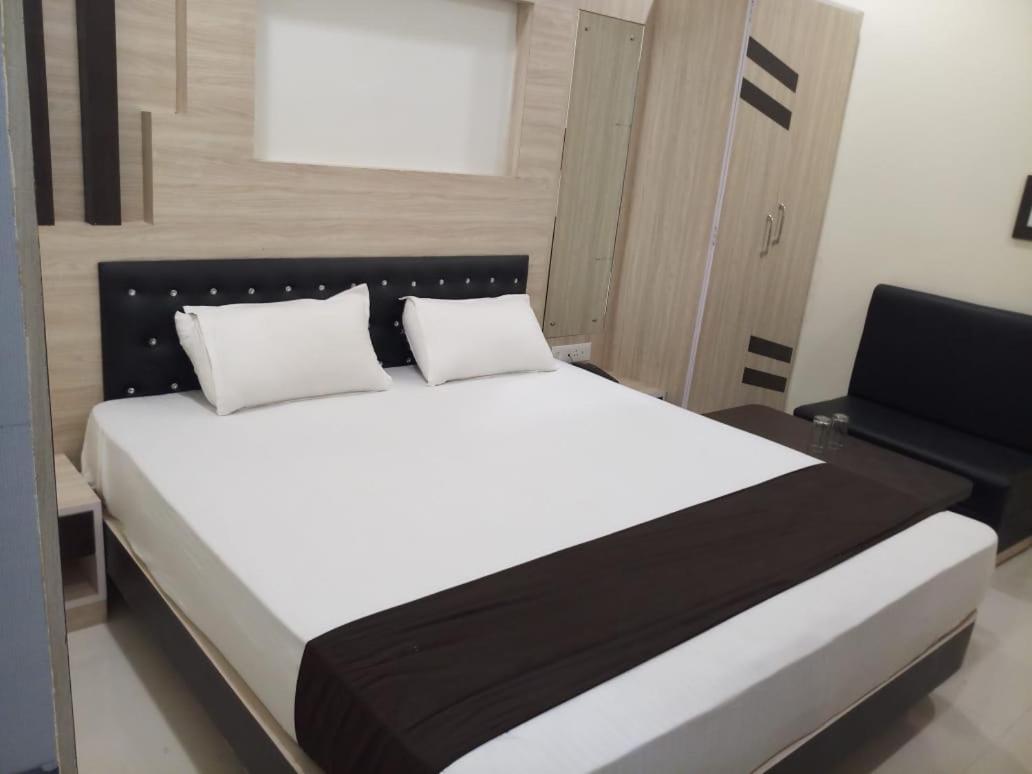 Hotel R K Residency Muzaffarpur Kültér fotó